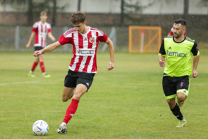 Mecz piątej ligi piłki nożnej: Tarnovia - Dunajec Zakliczyn